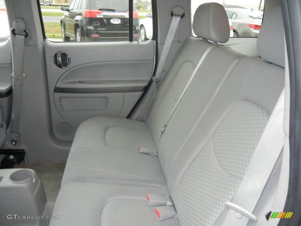 2011 HHR LT - Arctic Ice White / Gray photo #10