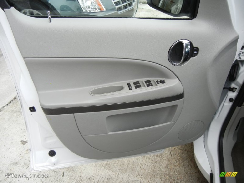 2011 HHR LT - Arctic Ice White / Gray photo #13