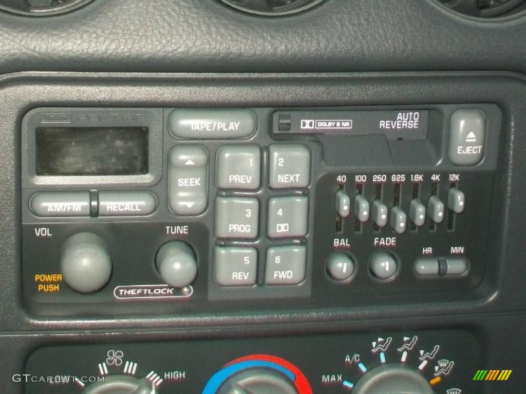 1997 Pontiac Firebird Coupe Audio System Photo #59672194