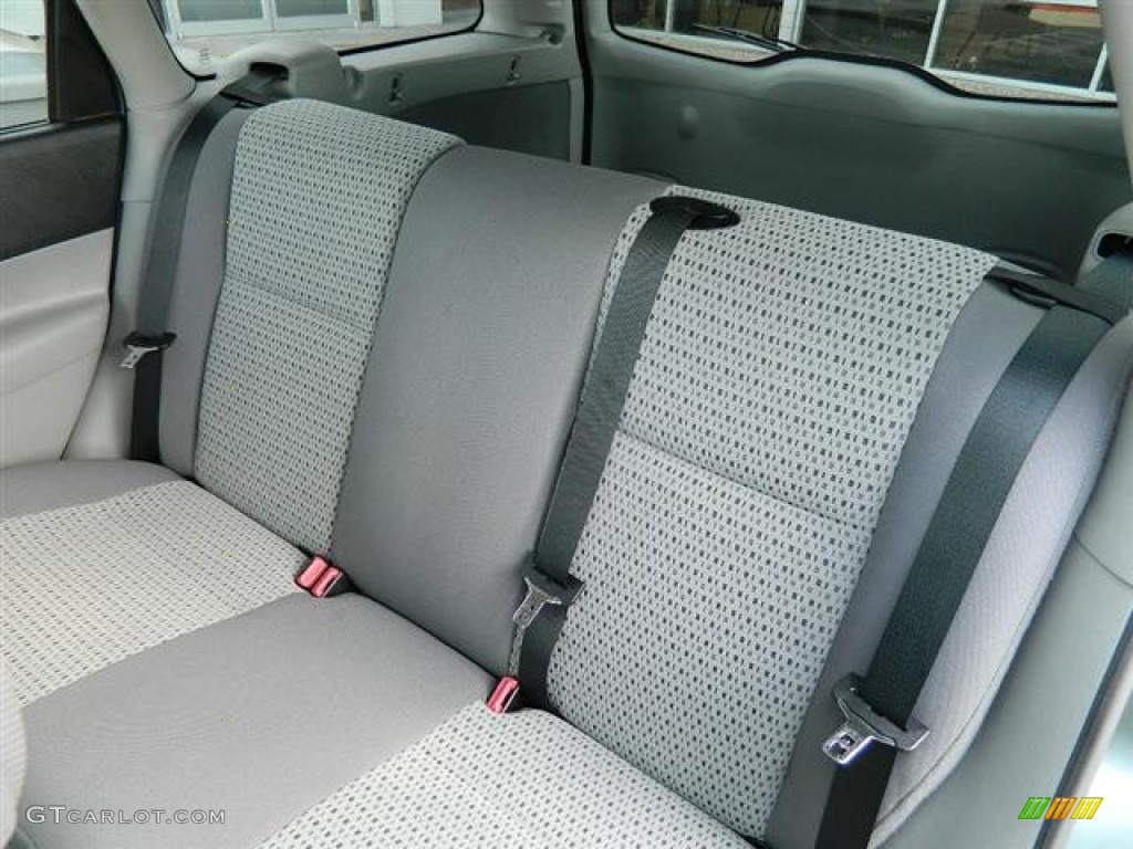 2006 Ford Focus ZXW SES Wagon Interior Color Photos