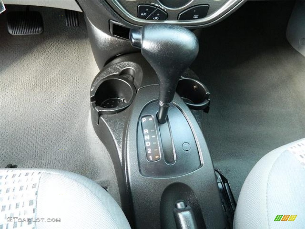 2006 Ford Focus ZXW SES Wagon Transmission Photos