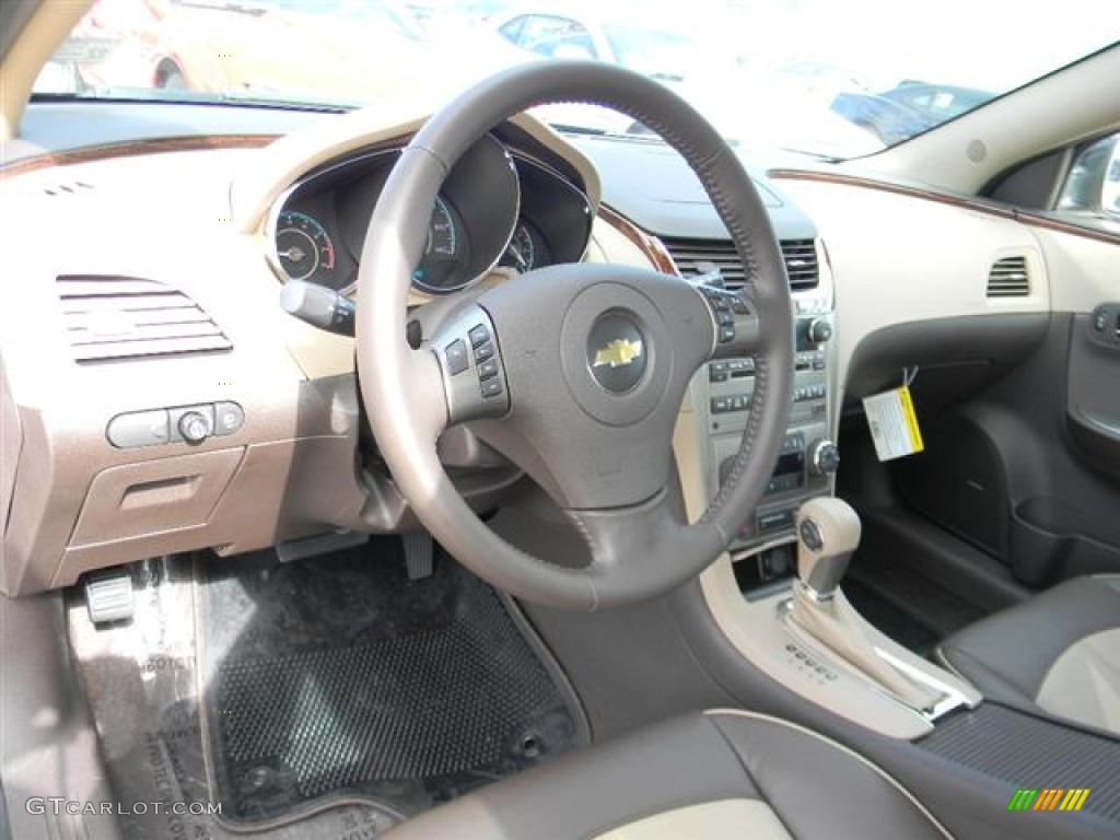 2012 Chevrolet Malibu LTZ Cocoa/Cashmere Steering Wheel Photo #59674365