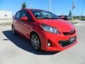 Absolutely Red - Yaris SE 5 Door Photo No. 3