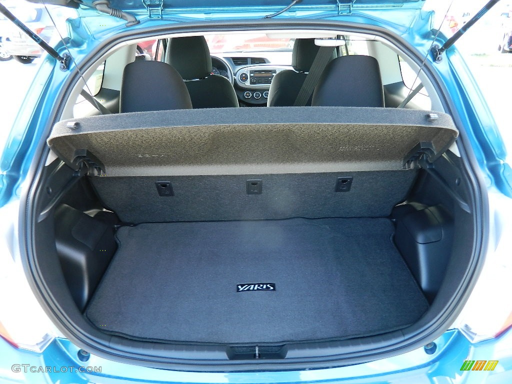 2012 Toyota Yaris L 3 Door Trunk Photo #59677033