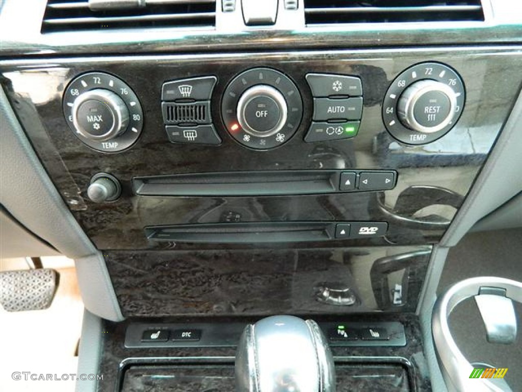 2005 BMW 6 Series 645i Coupe Controls Photo #59677989