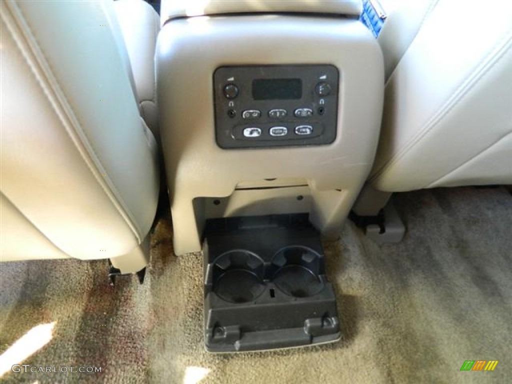 2003 Suburban 1500 LT - Dark Green Metallic / Tan/Neutral photo #16