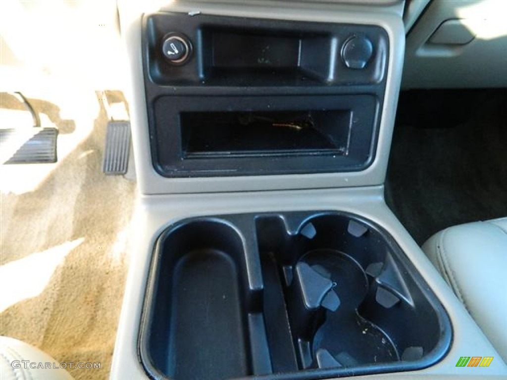 2003 Suburban 1500 LT - Dark Green Metallic / Tan/Neutral photo #22