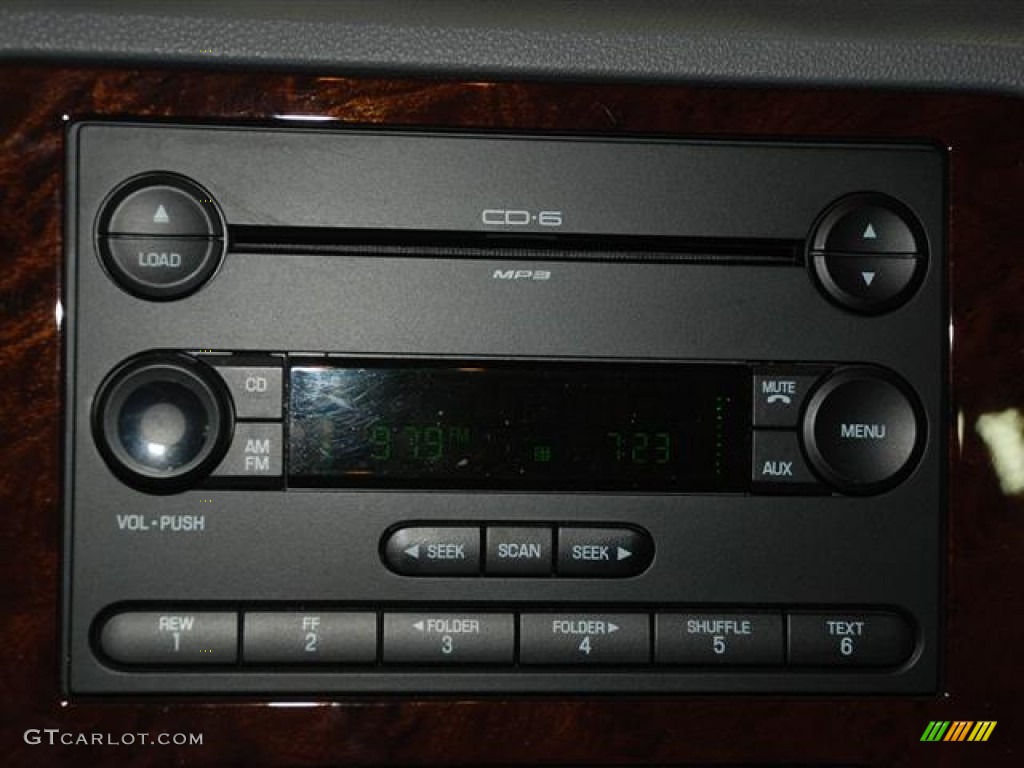 2006 Ford Five Hundred SEL Audio System Photos