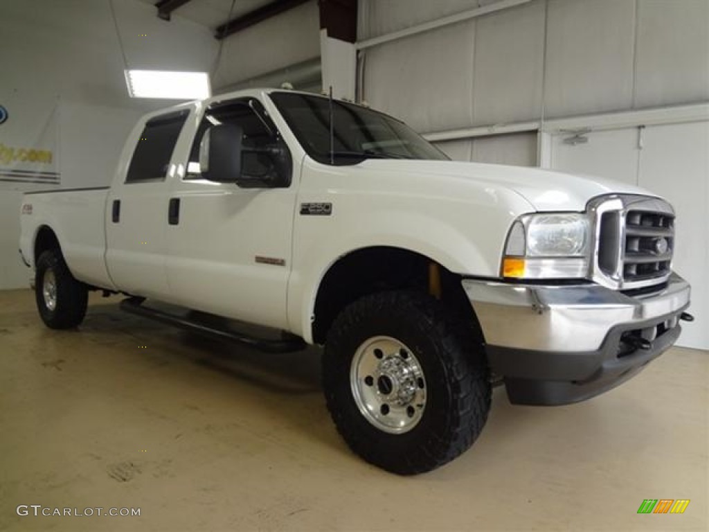 2004 F250 Super Duty XLT Crew Cab 4x4 - Oxford White / Medium Parchment photo #2