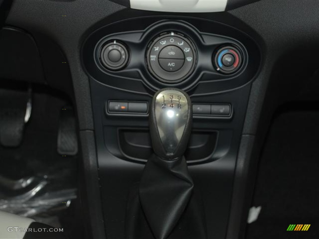 2012 Ford Fiesta SEL Sedan Controls Photo #59685314
