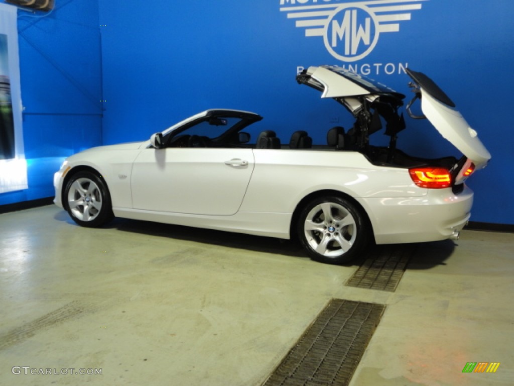 2011 3 Series 335i Convertible - Mineral White Metallic / Black photo #6