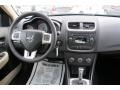 Blackberry Pearl - Avenger SXT Photo No. 9