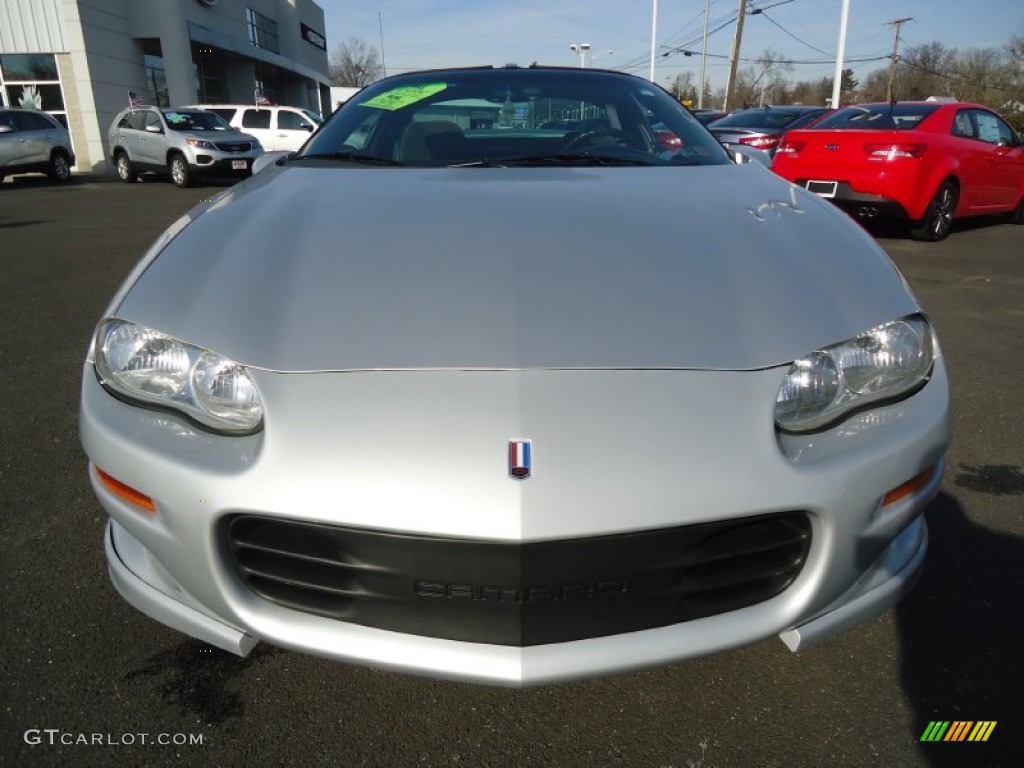 Sebring Silver Metallic 2002 Chevrolet Camaro Coupe Exterior Photo #59691431