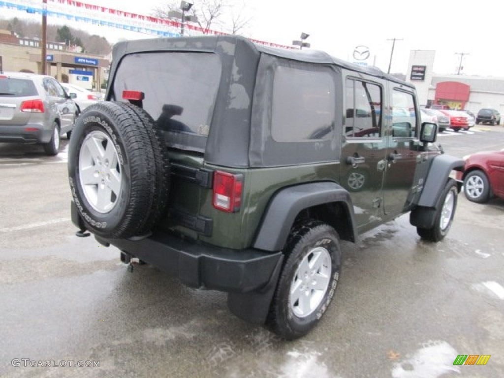2009 Wrangler Unlimited X 4x4 - Jeep Green Metallic / Dark Slate Gray/Medium Slate Gray photo #7