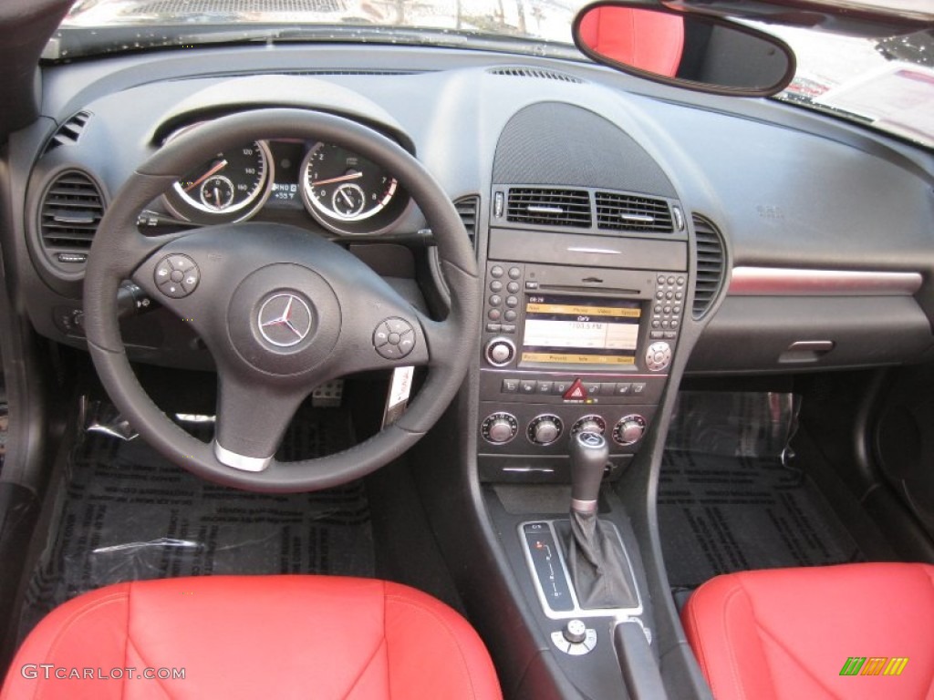 2009 Mercedes-Benz SLK 300 Roadster Black/Red Dashboard Photo #59694824