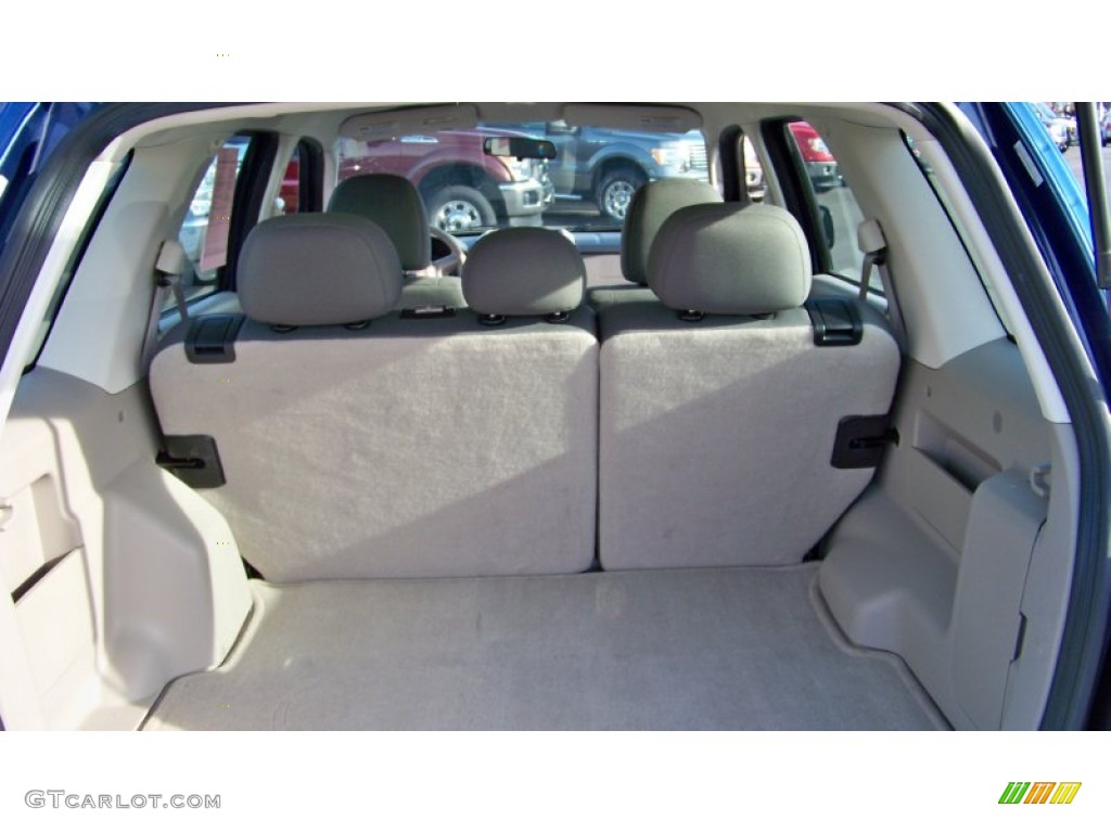 2009 Ford Escape XLS 4WD Trunk Photo #59699636