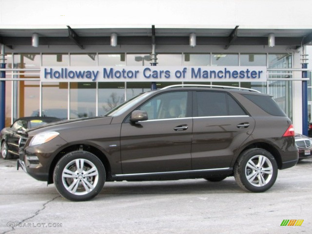 2012 ML 350 4Matic - Dakota Brown Metallic / Almond Beige photo #1