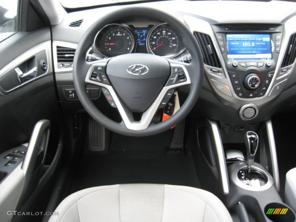 2012 Hyundai Veloster Standard Veloster Model Gray Dashboard Photo #59702502