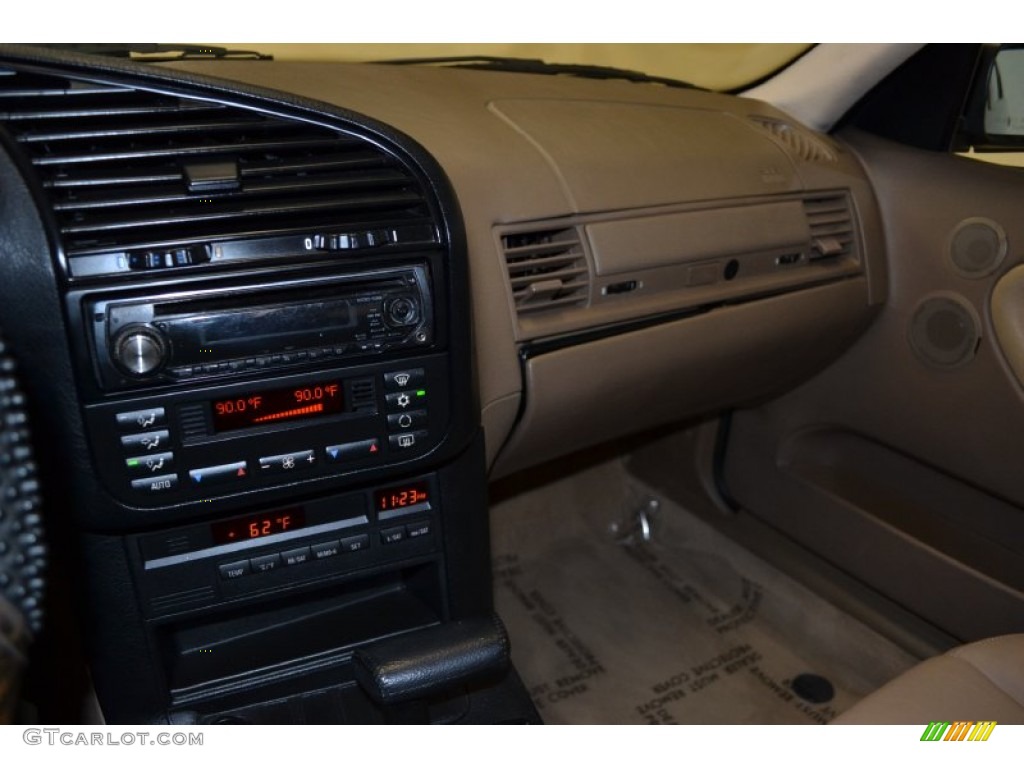 1996 3 Series 318i Sedan - Boston Green Metallic / Beige photo #18