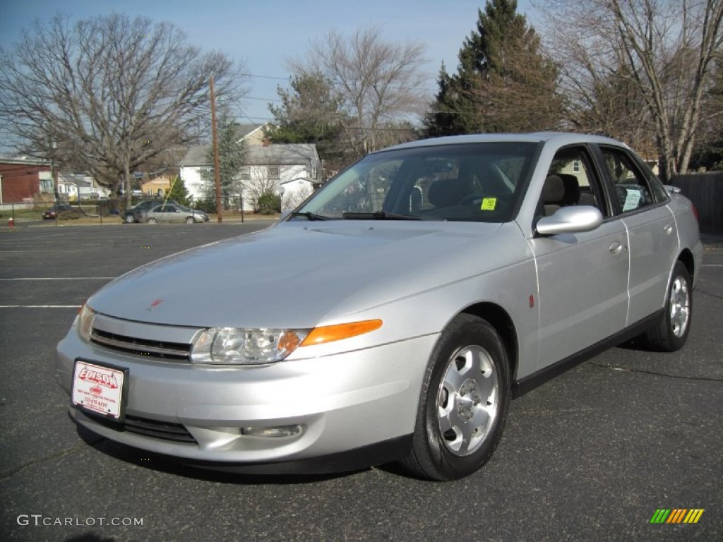 2002 L Series L300 Sedan - Bright Silver / Gray photo #2