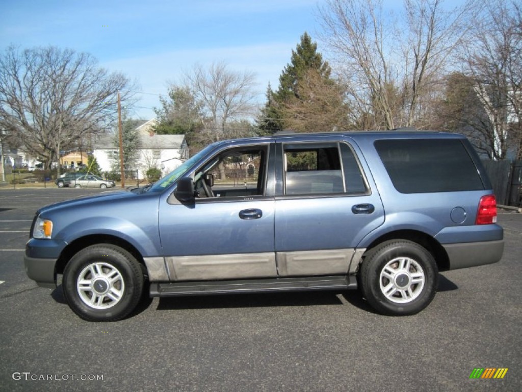 2003 Expedition XLT 4x4 - Medium Wedgewood Blue Metallic / Flint Grey photo #1