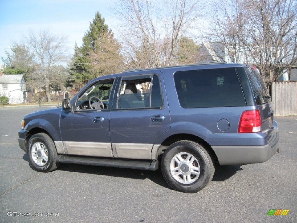 2003 Expedition XLT 4x4 - Medium Wedgewood Blue Metallic / Flint Grey photo #4