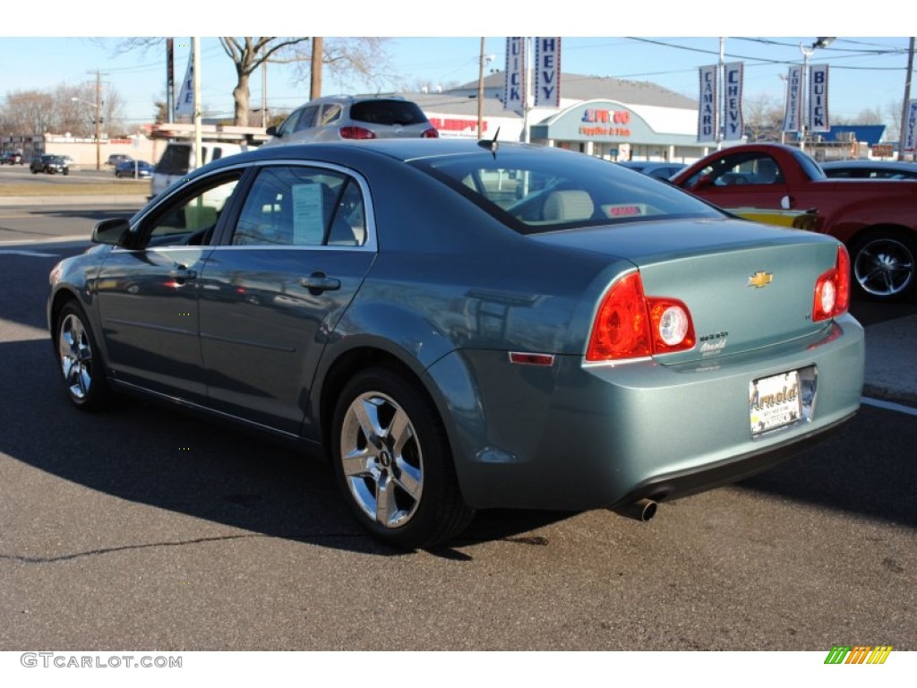 2009 Malibu LT Sedan - Silver Moss Metallic / Titanium photo #4