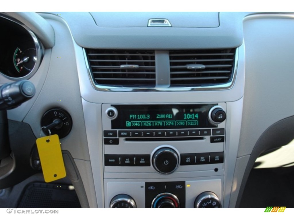 2009 Malibu LT Sedan - Silver Moss Metallic / Titanium photo #13