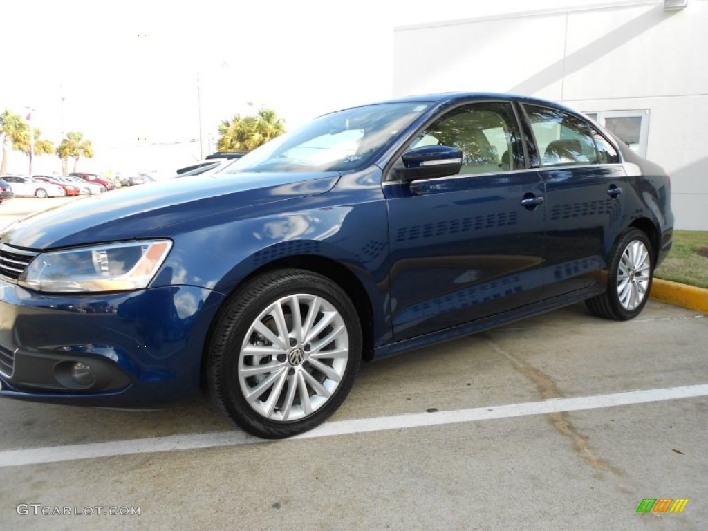 2011 Jetta SEL Sedan - Tempest Blue Metallic / Cornsilk Beige photo #3