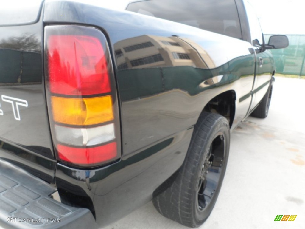 2007 Silverado 1500 Classic LS Regular Cab - Black / Dark Charcoal photo #17