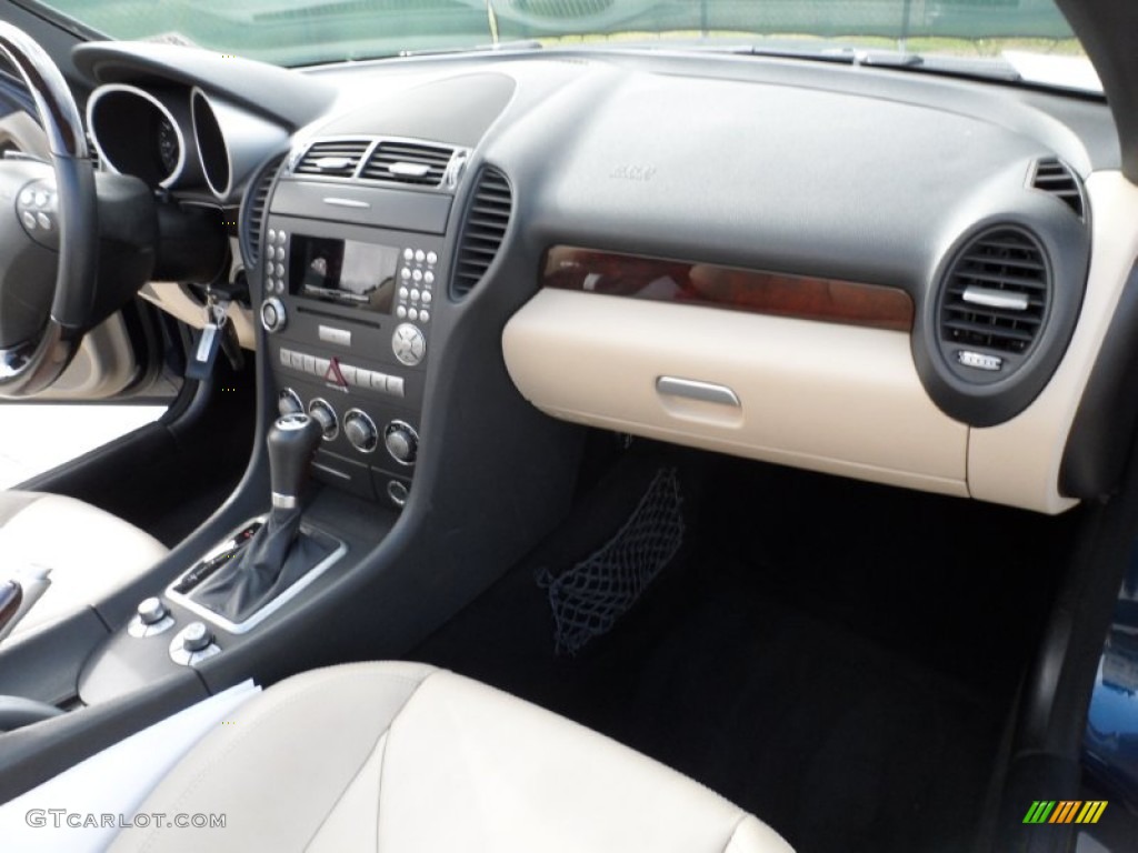 2006 Mercedes-Benz SLK 280 Roadster Beige Dashboard Photo #59710821