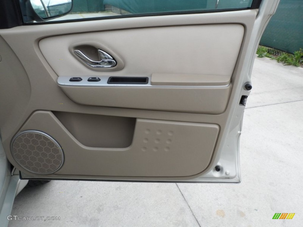 2005 Mercury Mariner V6 Convenience Pebble/Light Parchment Door Panel Photo #59711649