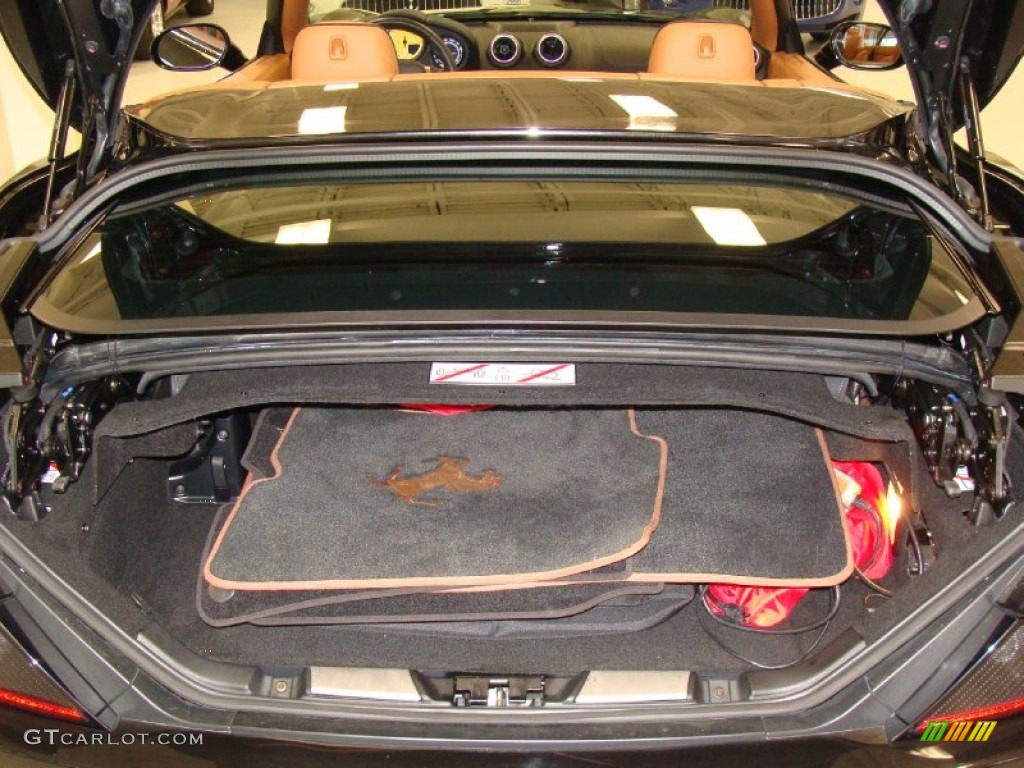 2010 Ferrari California Standard California Model Trunk Photo #59712774