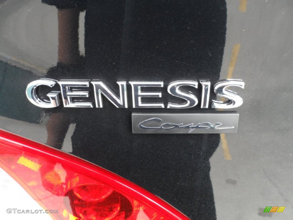 2012 Genesis Coupe 2.0T - Bathurst Black / Black Cloth photo #15
