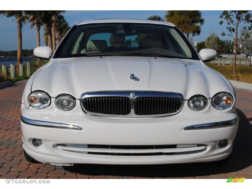White Onyx 2002 Jaguar X-Type 2.5 Exterior Photo #59718637