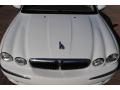 2002 White Onyx Jaguar X-Type 2.5  photo #10