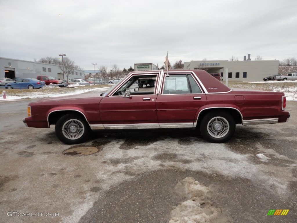 Wild Strawberry Metallic 1990 Ford LTD Crown Victoria LX Exterior Photo #59720259