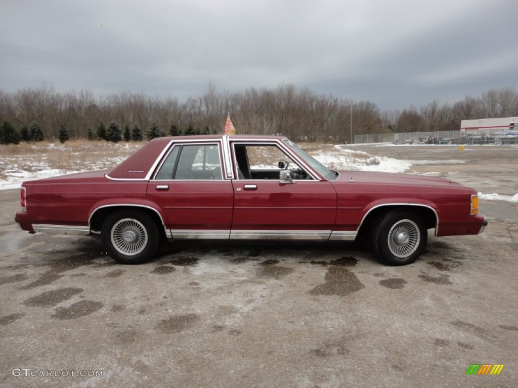 Wild Strawberry Metallic 1990 Ford LTD Crown Victoria LX Exterior Photo #59720271