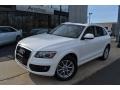 2009 Ibis White Audi Q5 3.2 Premium quattro  photo #1
