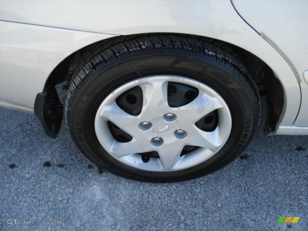 2004 Elantra GLS Sedan - Sterling Silver / Gray photo #12