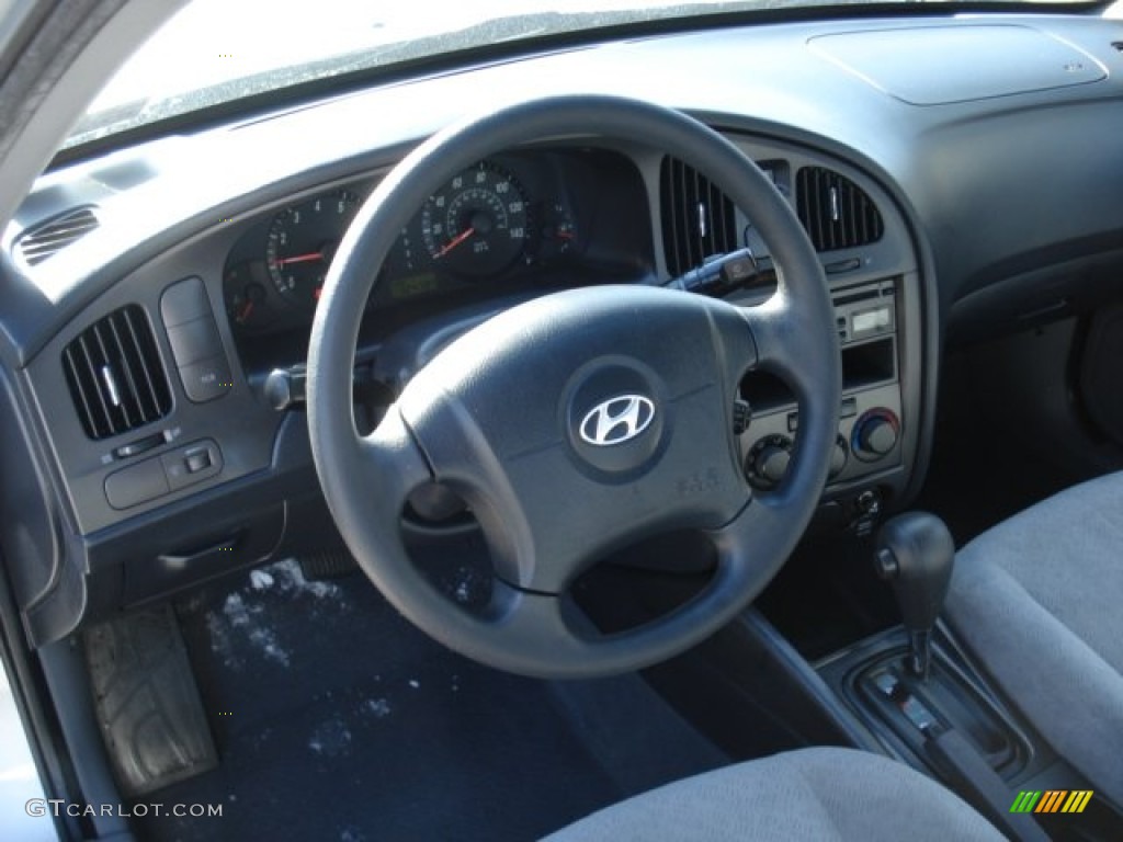 2004 Elantra GLS Sedan - Sterling Silver / Gray photo #13