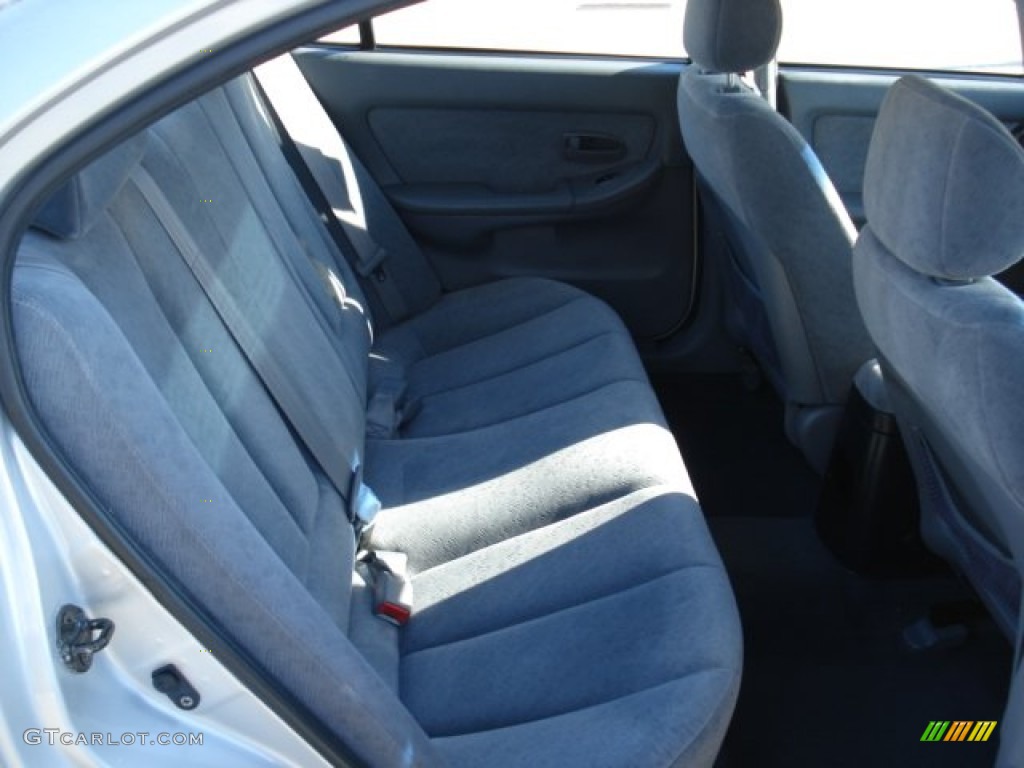 2004 Elantra GLS Sedan - Sterling Silver / Gray photo #18
