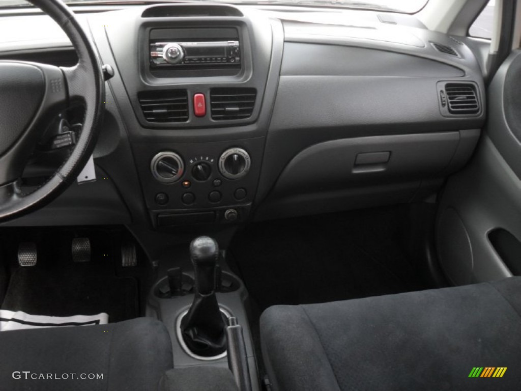 2004 Aerio LX Sedan - Cool Beige Metallic / Black photo #16