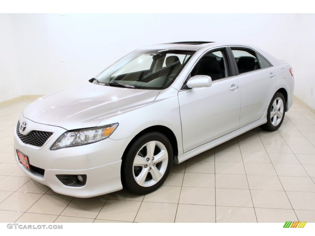 Classic Silver Metallic 2010 Toyota Camry SE Exterior Photo #59727227