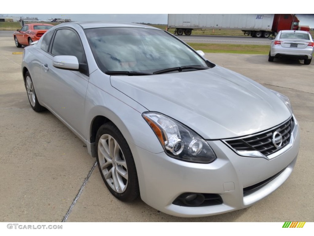 2011 Altima 3.5 SR Coupe - Brilliant Silver / Red photo #9