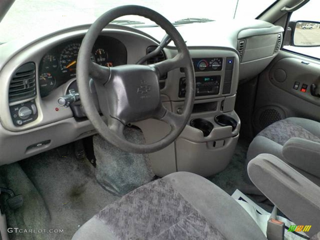 2000 Chevrolet Astro AWD Passenger Conversion Van Medium Gray Dashboard Photo #59732571