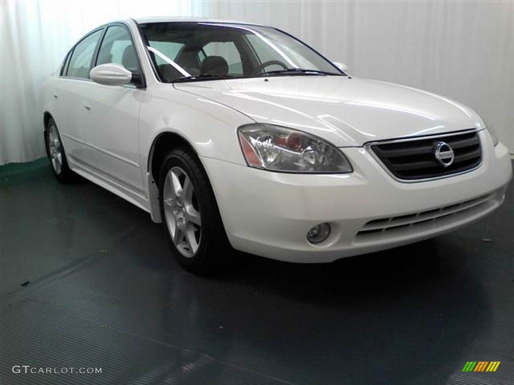 Satin White Nissan Altima