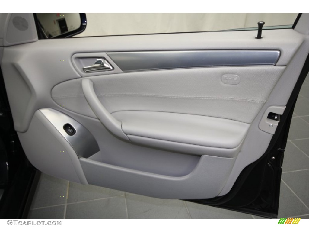 2006 Mercedes-Benz C 230 Sport Door Panel Photos