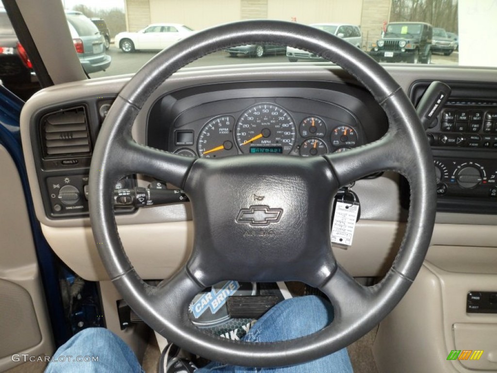 2001 Chevrolet Tahoe LT 4x4 Tan/Neutral Steering Wheel Photo #59740718