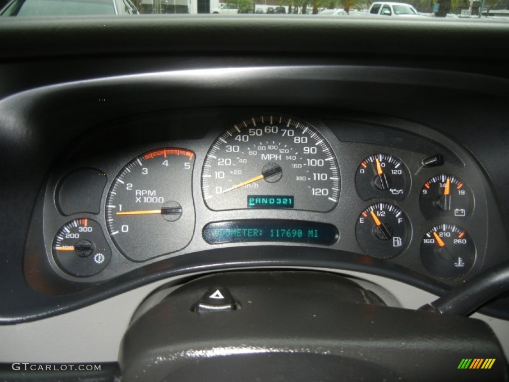 2004 Chevrolet Silverado 2500HD LT Crew Cab 4x4 Gauges Photo #59742425